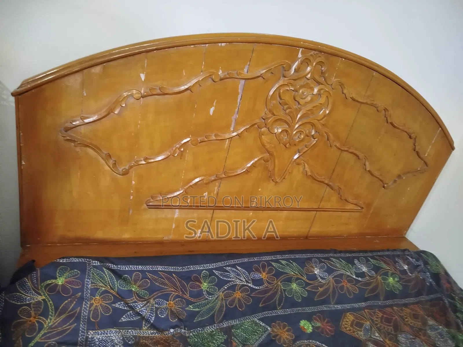 মেহগনি কাঠের খাট বিক্রি হবে