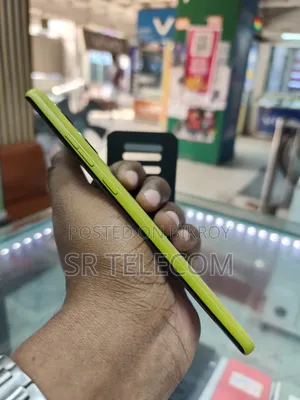 Motorola Moto G85 128 GB Yellow