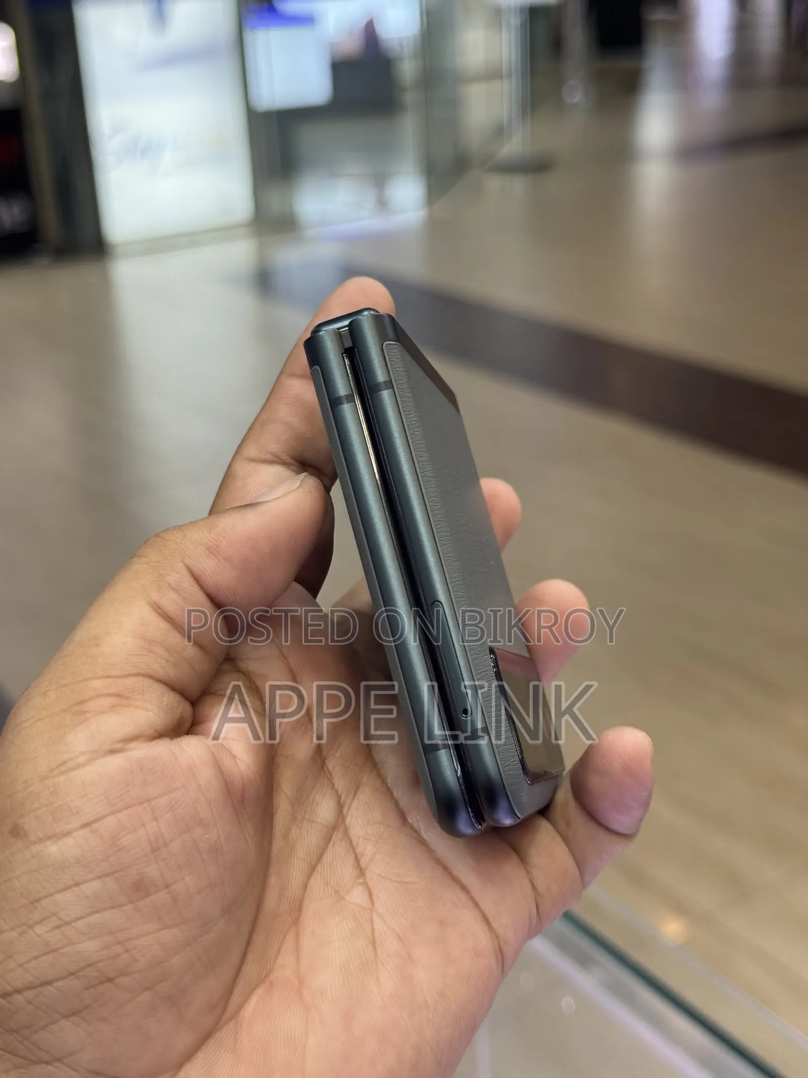Motorola Razr 40s 256 GB Gray