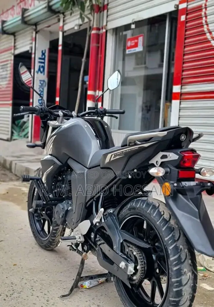 Yamaha FZS V2 2026 Black