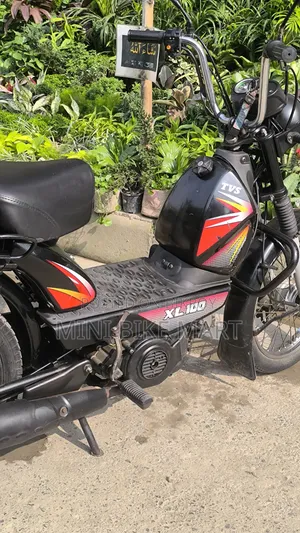 টিভিএস এক্সএল ১০০ ২০১৮ কালো