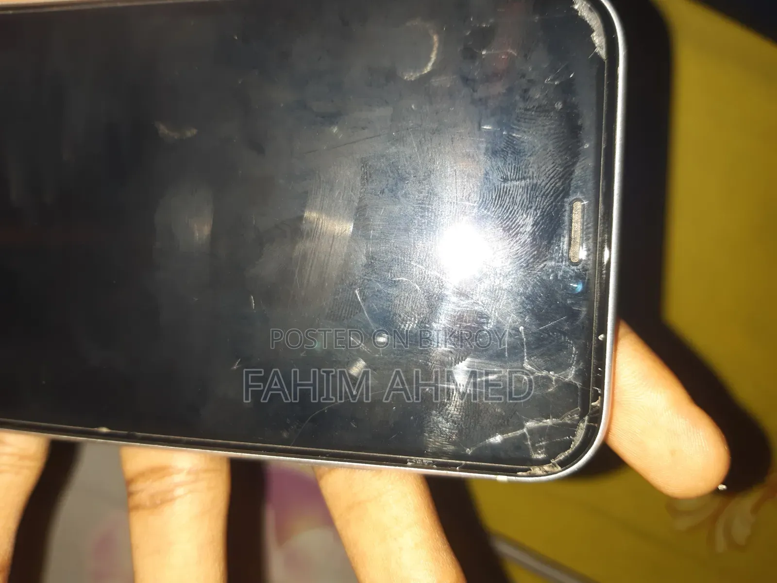অ্যাপল আইফোন এক্সআর ৬৪ জিবি সাদা