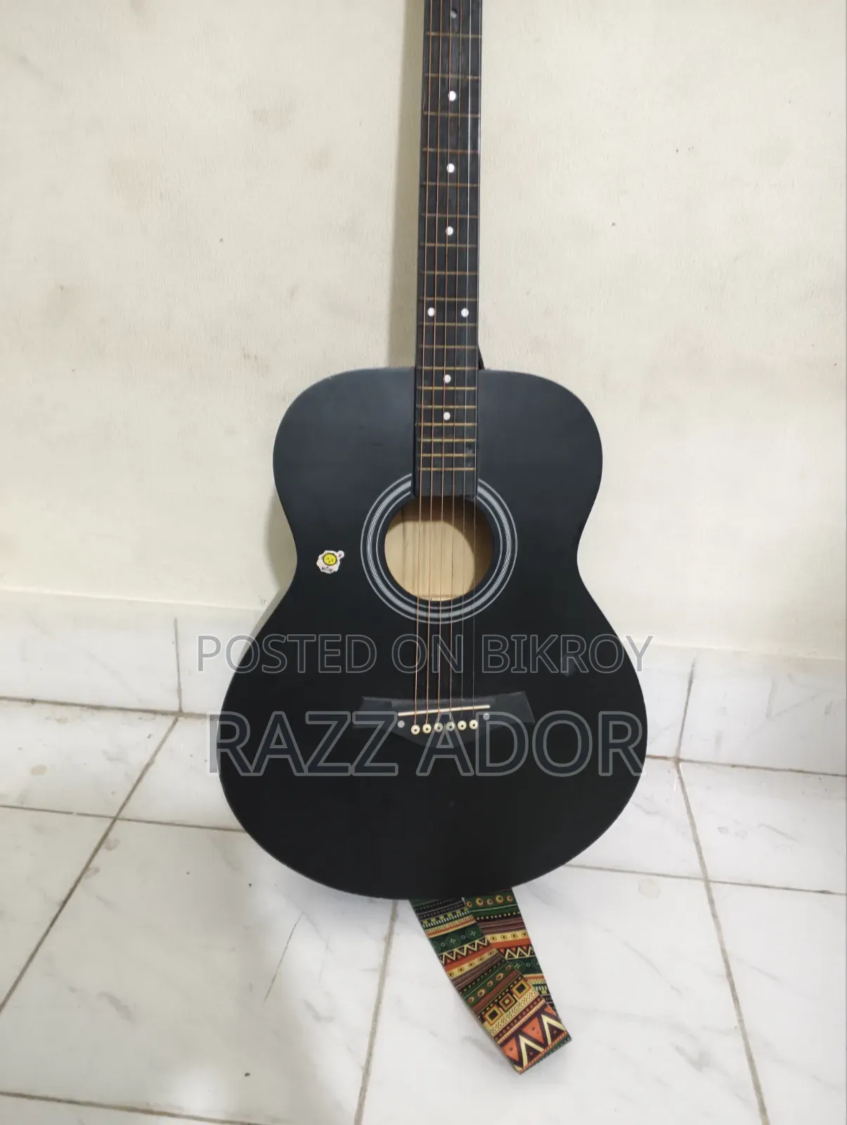 গিটার বিক্রয় হবে
