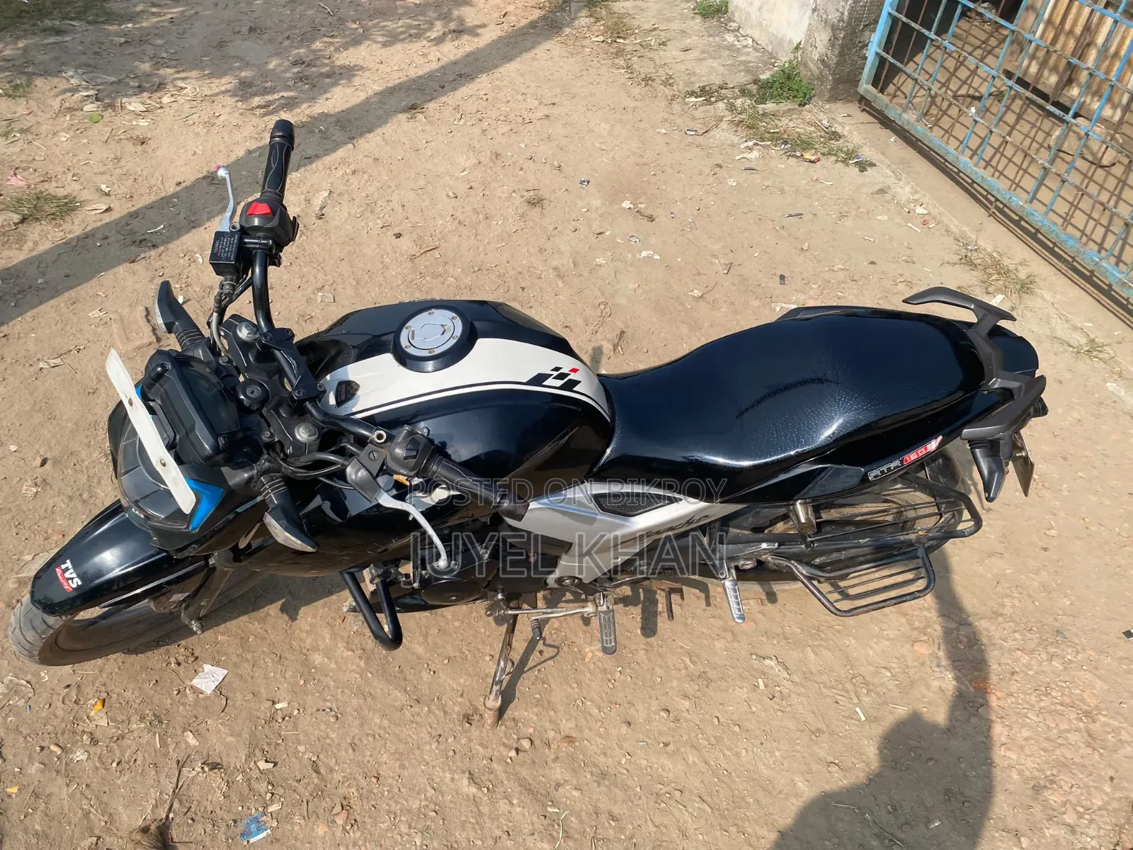 TVS Apache RTR 160 2V ABS 2021 Black