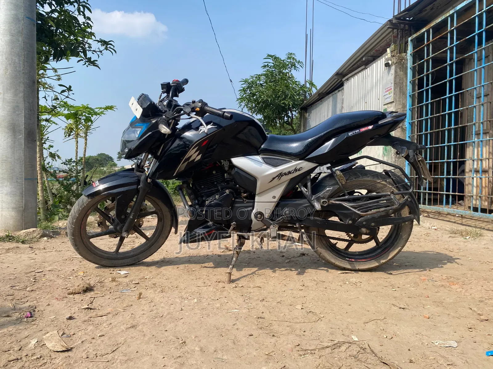 TVS Apache RTR 160 2V ABS 2021 Black