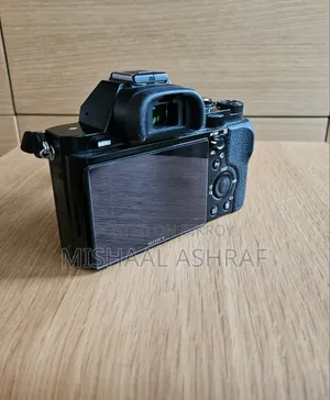 সনি এ৭সি বডি