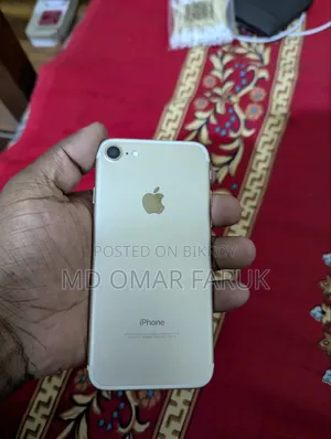 Apple iPhone 7 32 GB Gold