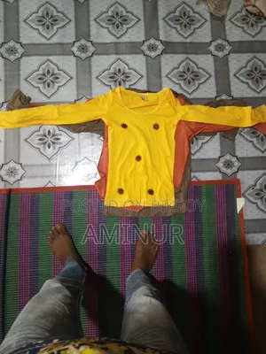 এটি ছোট বড় সবার জন্য পোশাক