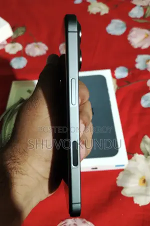 অ্যাপল আইফোন ১৭ ২৫৬ জিবি ব্ল্যাক