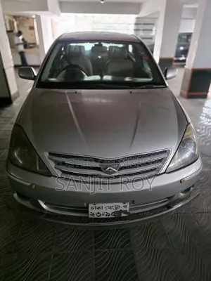 টয়োটা অ্যালিয়ন ২০০৪ রৌপ্য
