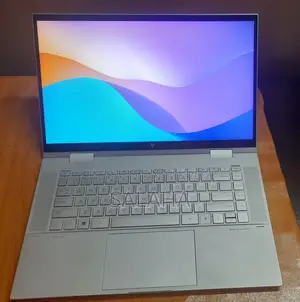 Laptop HP Envy x360 8GB Intel SSD 256GB