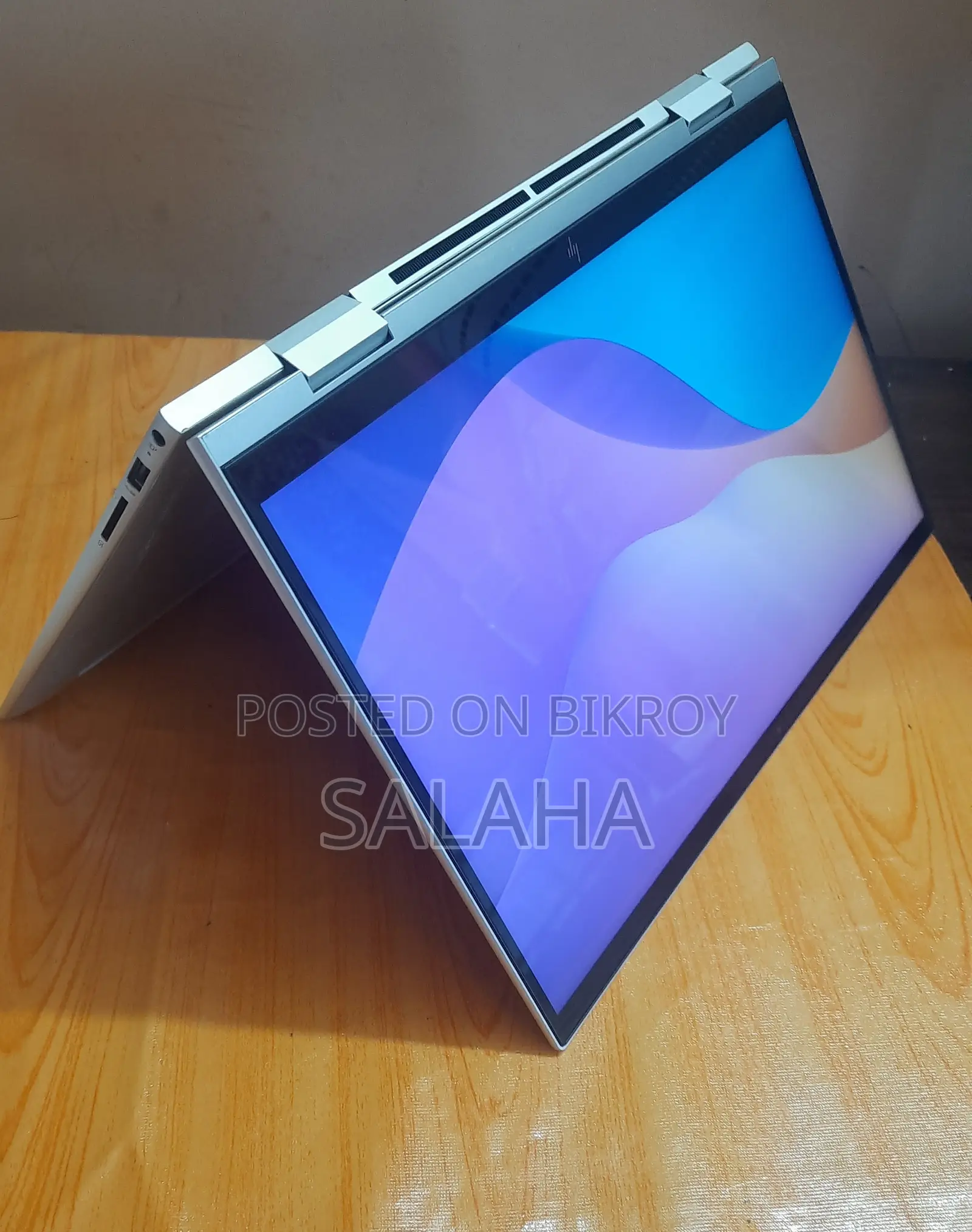 Laptop HP Envy x360 8GB Intel SSD 256GB