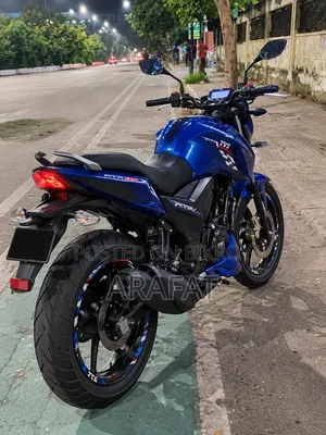 টিভিএস অ্যাপাচি ১৬০ ৪ভি ২০২১ নীল