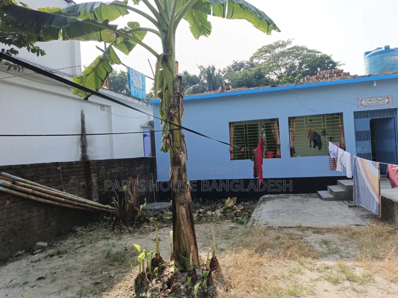 কেরানীগঞ্জ কলাতিয়ায় একতলা বাড়ি বানানো তিন কাঠা জায়গা বিক্রি হবে ।