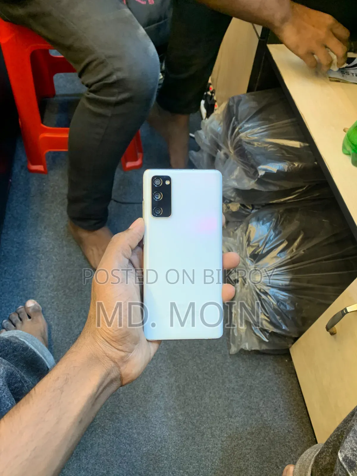 Samsung Galaxy S20 FE 5G ১২৮ জিবি সাদা