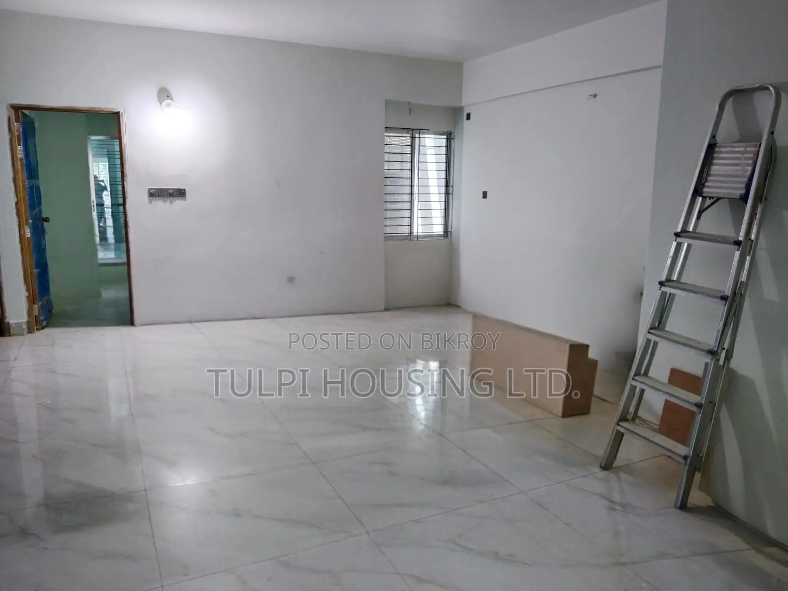 4 Bedroom Apartment in Dhaka, Banasree for sale