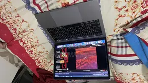Laptop Apple MacBook Pro 2019 16GB Intel Core i7 SSD 512GB