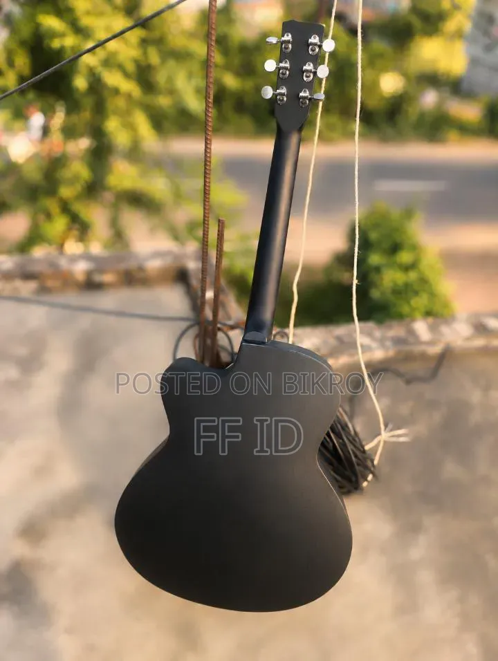 বাঙালি কাঠের গিটার