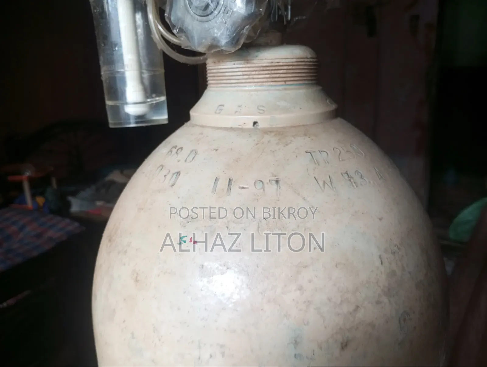 অক্সিজেন গ্যাস সিলিন্ডার