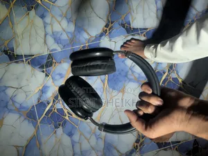 হেডফোন 🎧