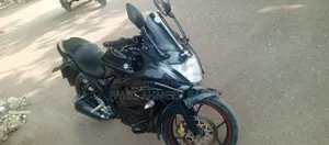 সুজুকি জিক্সার এসএফ ২০১৯ কালো
