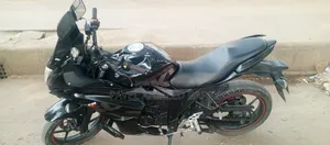 সুজুকি জিক্সার এসএফ ২০১৯ কালো