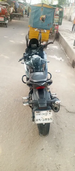সুজুকি জিক্সার এসএফ ২০১৯ কালো