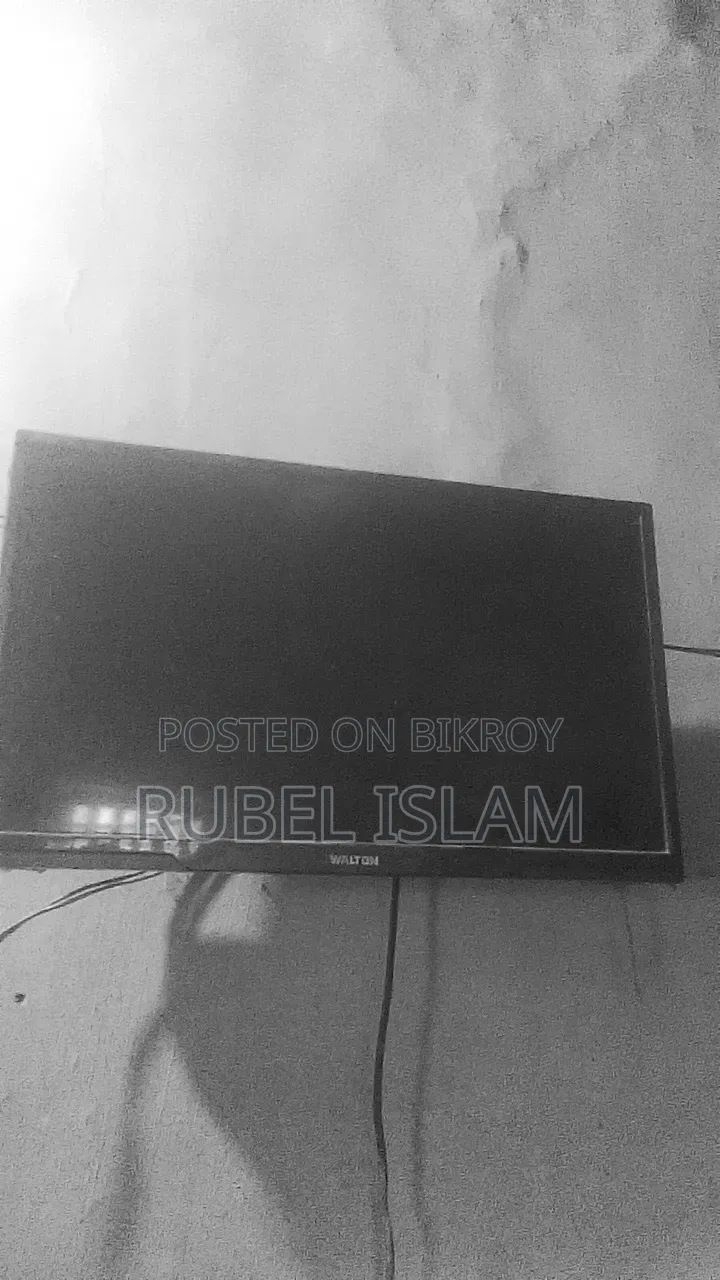 ডিসপ্লে সমস্যা ছাড়া সব ঠিক আছে