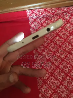 Samsung Galaxy J5 16 GB Gold