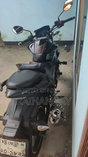 সুজুকি জিক্সার ২০২০ কালো