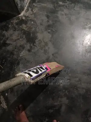 Ton Cricket Game Bat
