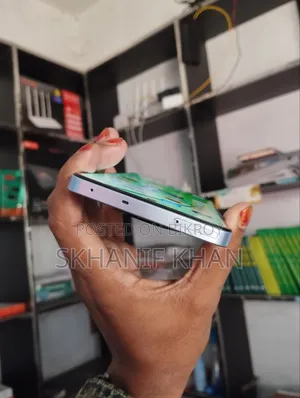রিয়েলমি নারজো ৭০এক্স ১২৮ জিবি হোয়াইট