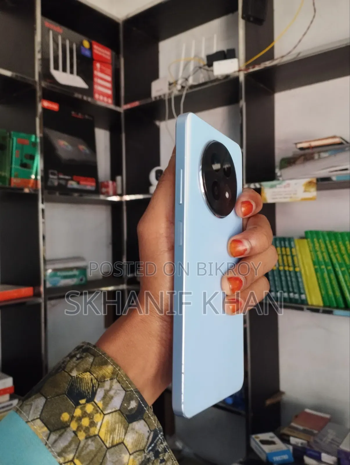 রিয়েলমি নারজো ৭০এক্স ১২৮ জিবি হোয়াইট