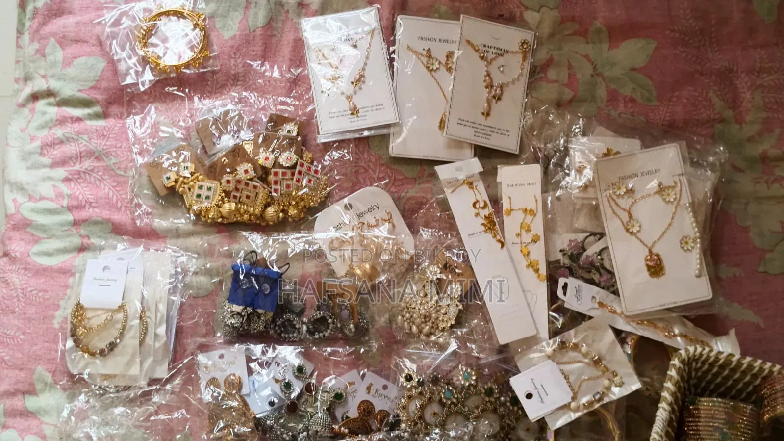 Ladies Jewellery