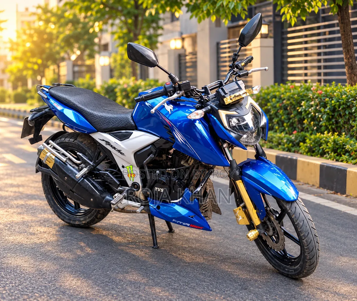 TVS Apache 160 4V 2024 Blue