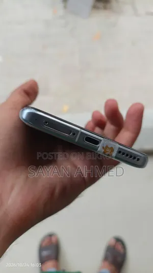 New Honor Magic4 256 GB Silver