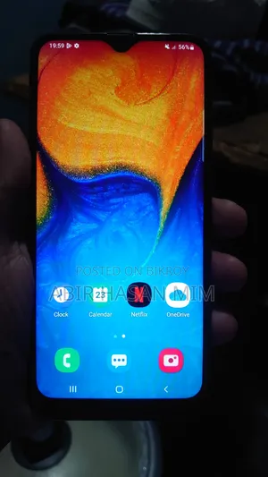 Samsung Galaxy A20 32 GB