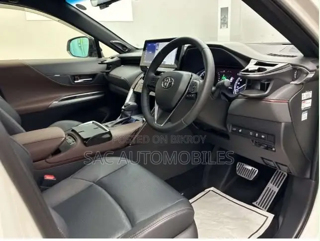 New Toyota Harrier Z Leather Package 2022 Pearl