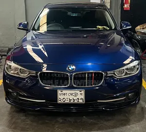 BMW 318i 2015 Blue