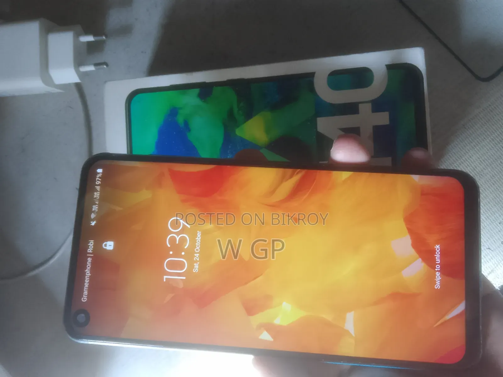 Samsung Galaxy M40 128 GB White