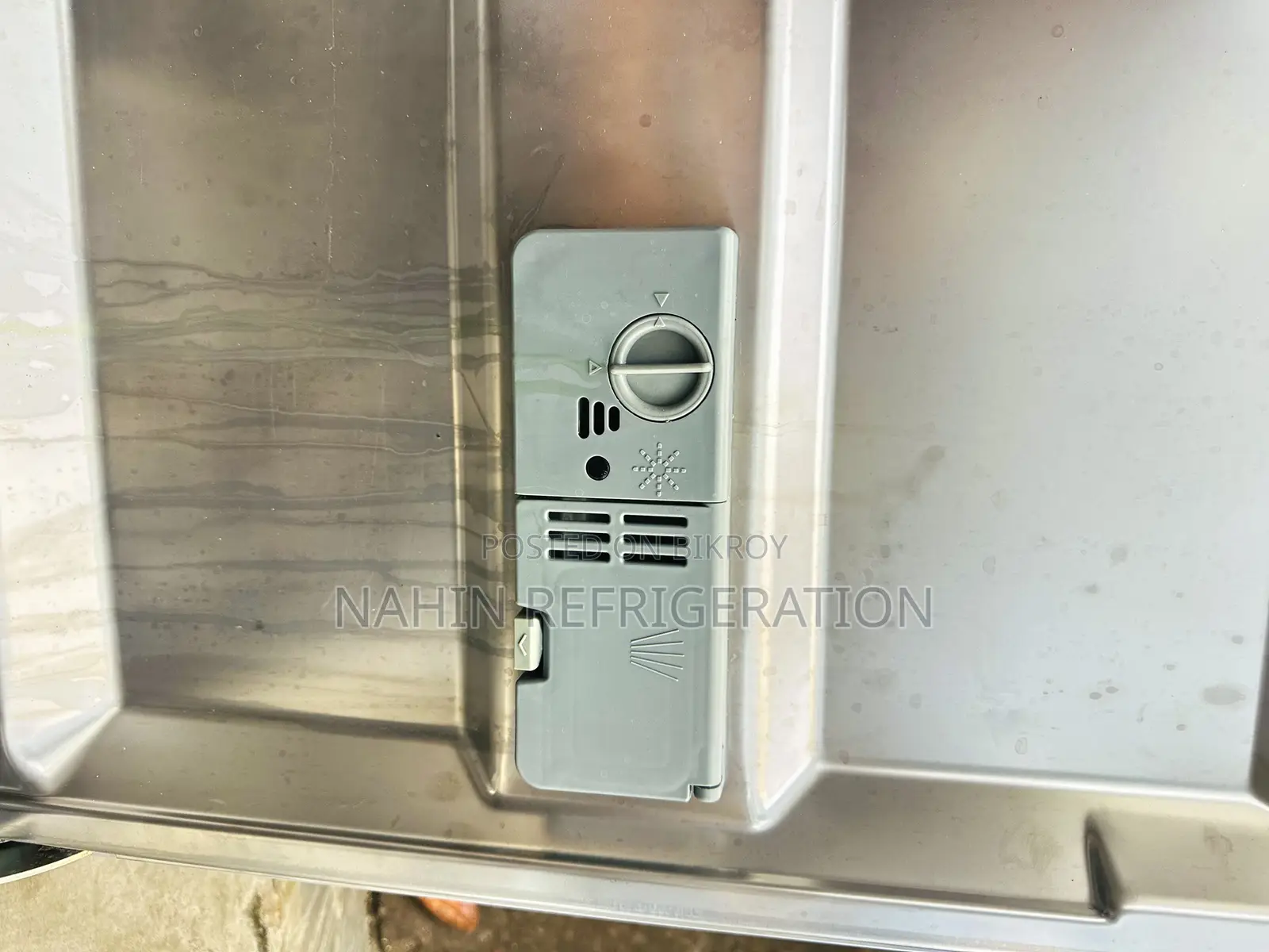 ইকো+ফ্রিট্যান্ডিং ডিসওয়াশার (১২ প্লেট)