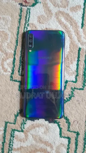 স্যামসাং গ্যালাক্সি এ৭০ ১২৮ জিবি গ্রে