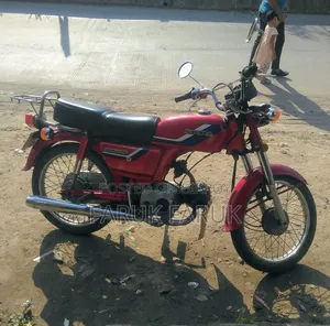 Honda 2000 Red