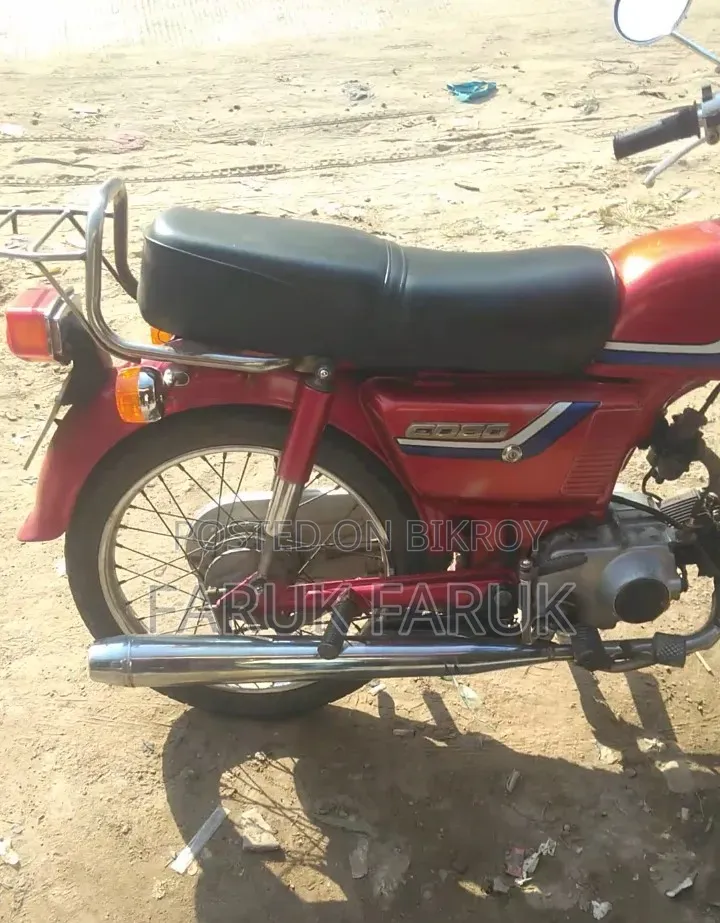 Honda 2000 Red