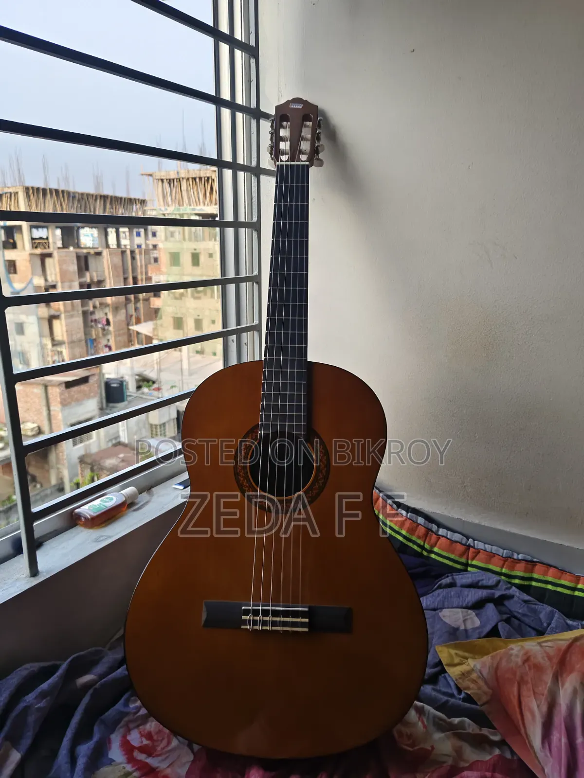 ইয়ামাহা সি৪০ ক্লাসিক্যাল গিটার