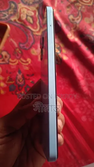 রিয়েলমি নোট ৫০ ১২৮ জিবি গ্রিন