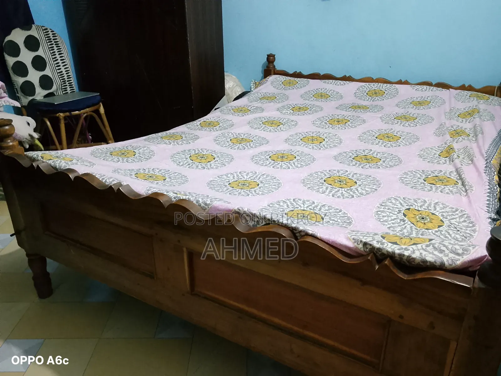 আকাশমণি কাঠের খাট