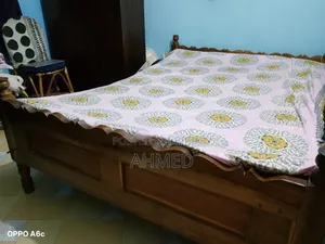 আকাশমণি কাঠের খাট