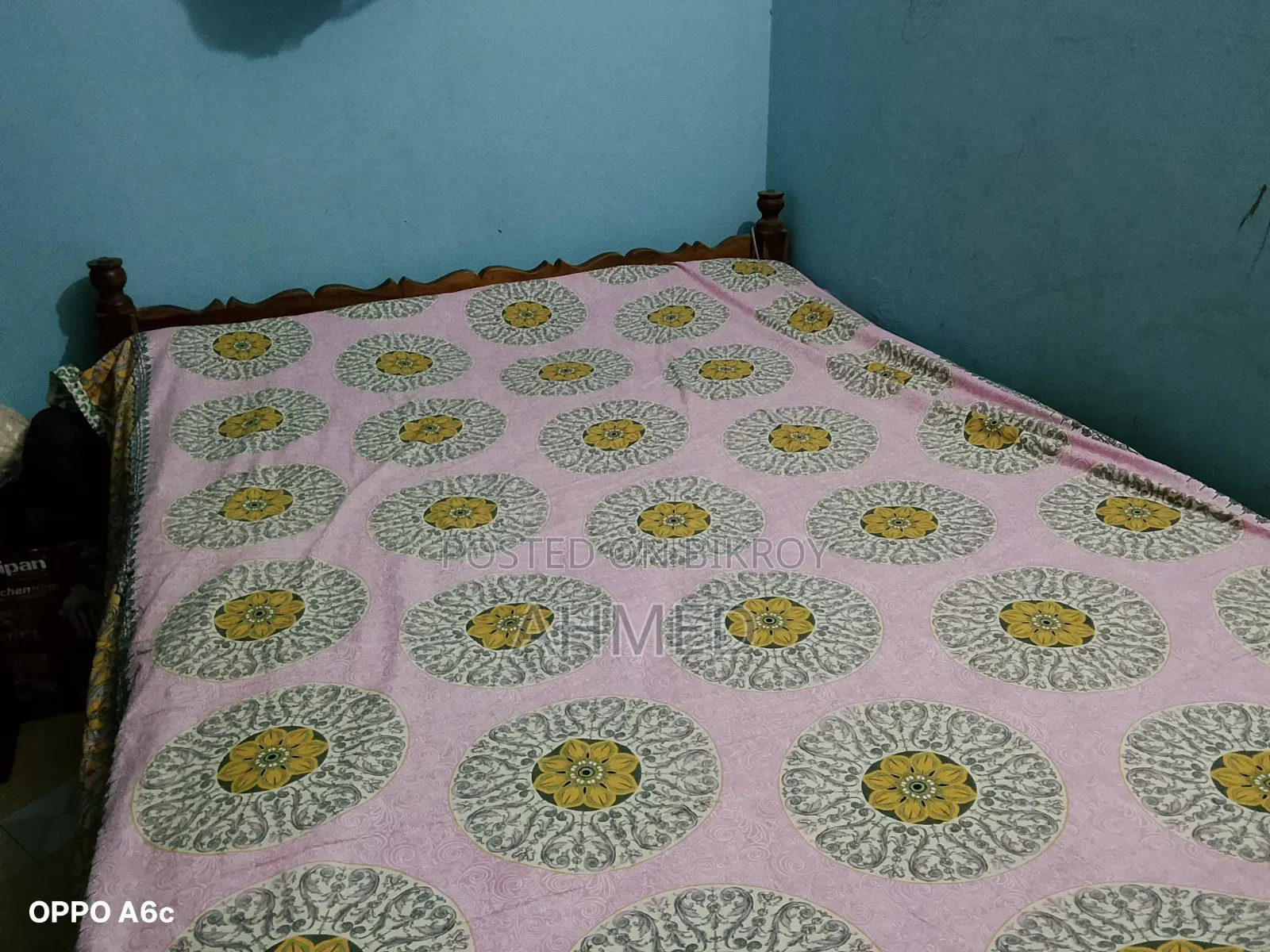 আকাশমণি কাঠের খাট