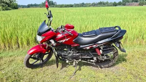 Hero Glamour 2021 Red